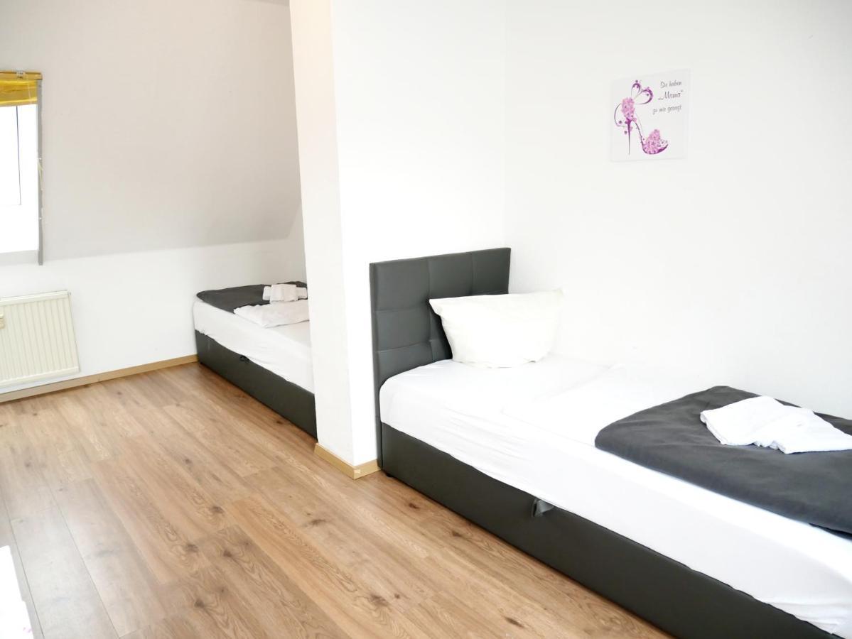 Sunnyhome Monteurwohnungen Und Apartments Nahe Regensburg Nittendorf Exteriör bild